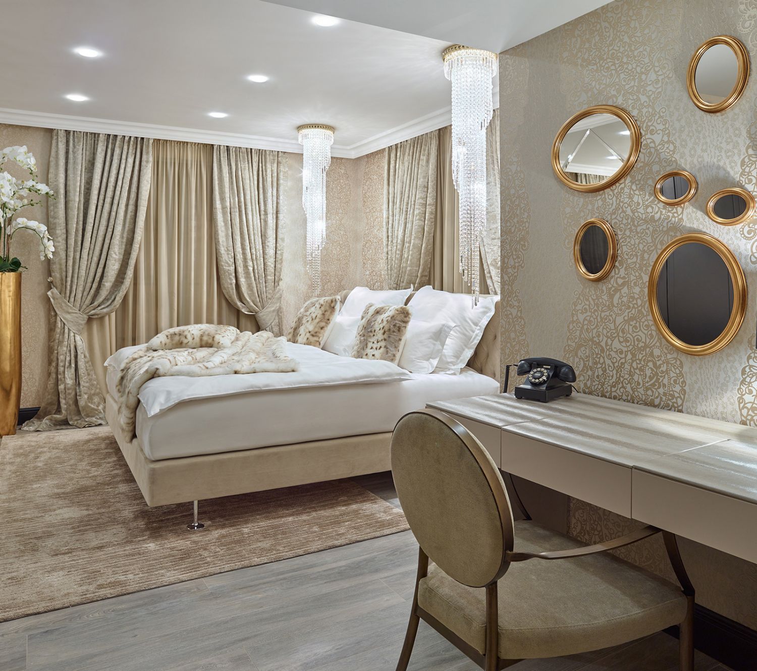 Signature Suite 103